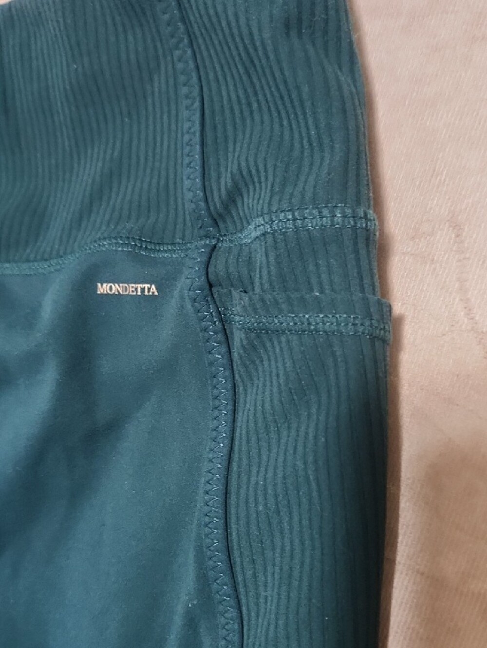 Mondetta Deep Green High-Rise Bike Shorts with Side Pockets - Picture 11 of 11
